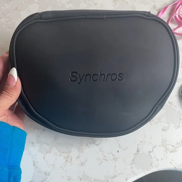 JBL Synchros 700 over ear headphones